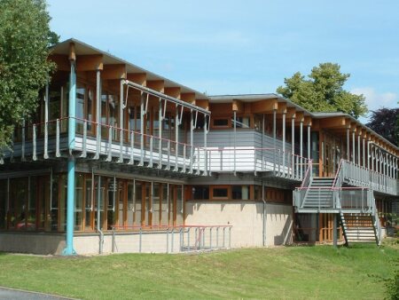 Berufsschulzentrum, Straße des Friedens 58 Berufsschulzentrum